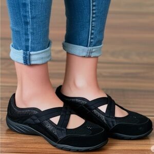 Skechers Black Mary Jane Style Relaxed Fit Flats